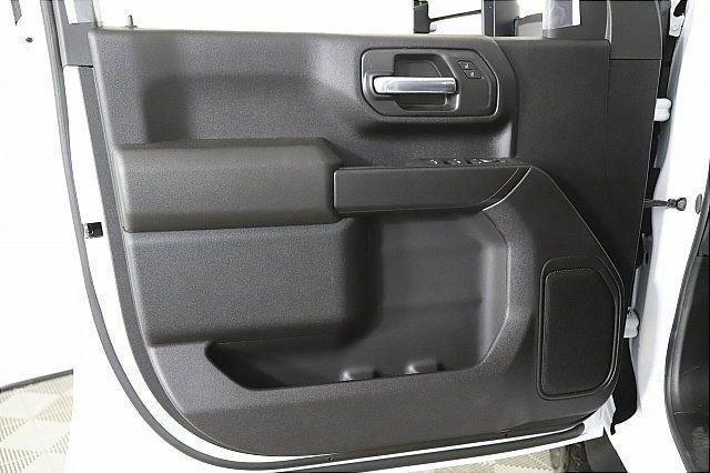 Photo of 2025 Summit White Chevrolet Silverado 2500