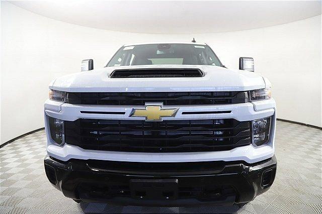 Photo of 2025 Summit White Chevrolet Silverado 2500