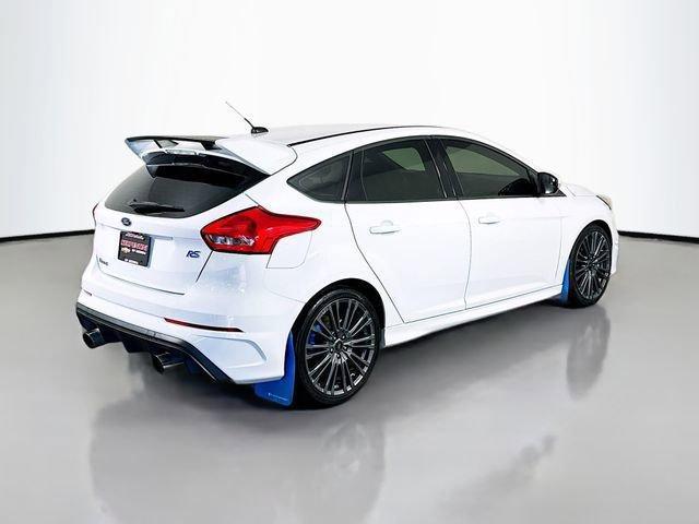 Photo of 2016 Frozen White Ford Focus RS