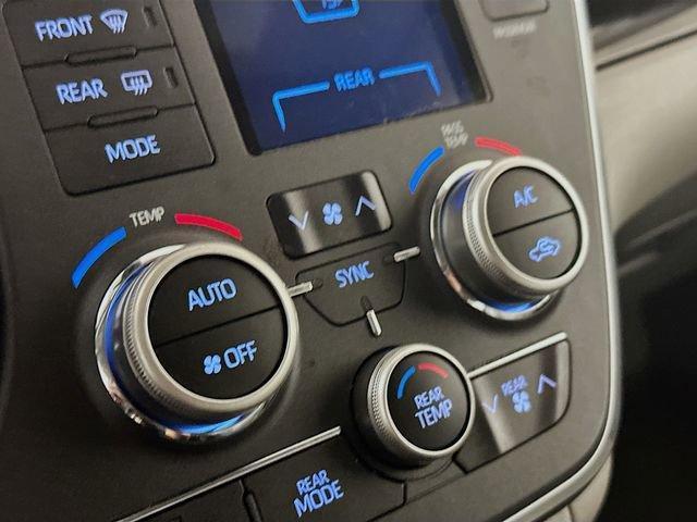 Photo of 2018 Predawn Gray Mica Toyota Sienna