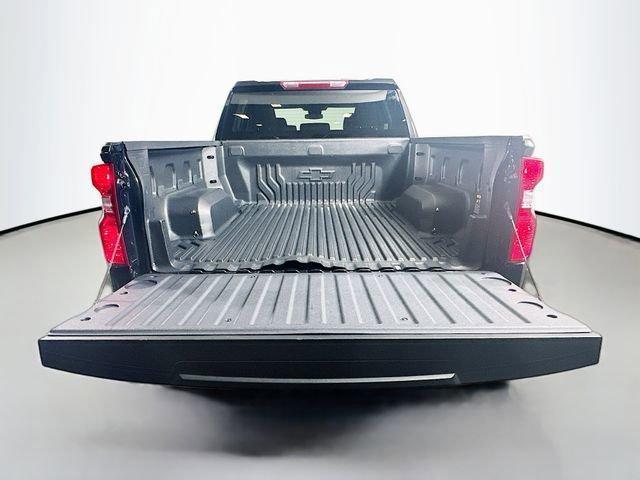 Photo of 2023 Black Chevrolet Silverado 1500