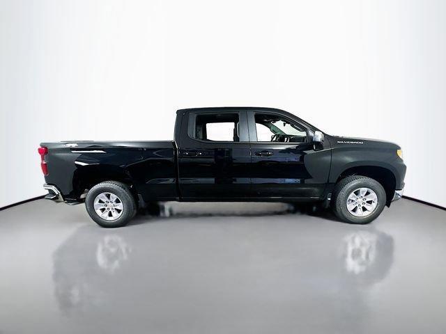 Photo of 2025 Black Chevrolet Silverado 1500