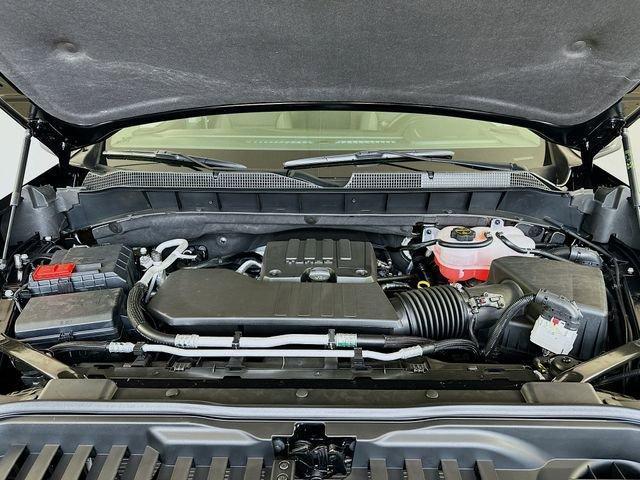 Photo of 2025 Black Chevrolet Silverado 1500
