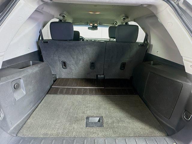 Photo of 2011 Summit White Chevrolet Equinox