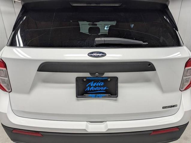 Photo of 2021 White Ford Utility Police Interceptor