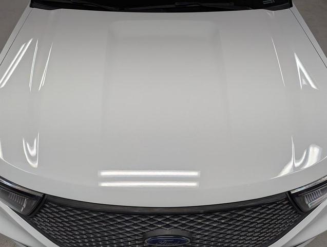 Photo of 2021 White Ford Utility Police Interceptor