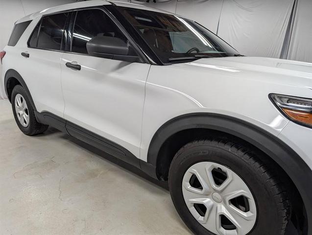 Photo of 2021 White Ford Utility Police Interceptor