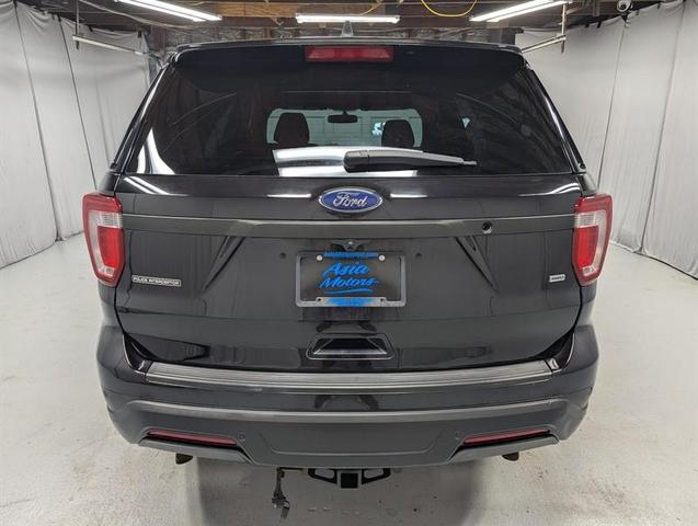 Photo of 2019 Black Ford Utility Police Interceptor