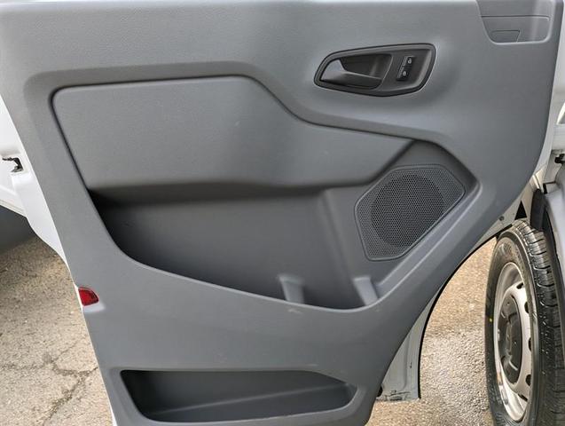 Photo of 2015 White Ford Transit-350