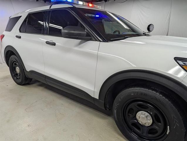 Photo of 2021 White Ford Utility Police Interceptor