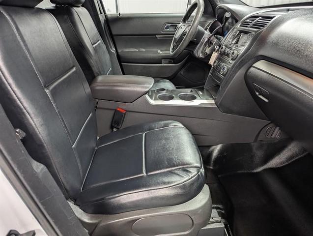 Photo of 2017 White Ford Utility Police Interceptor