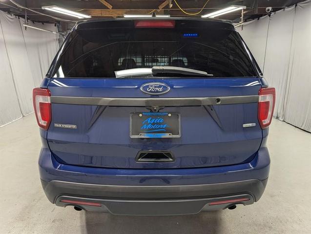 Photo of 2017 Blue Ford Utility Police Interceptor