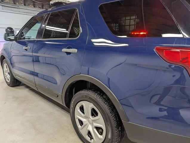 Photo of 2017 Blue Ford Utility Police Interceptor
