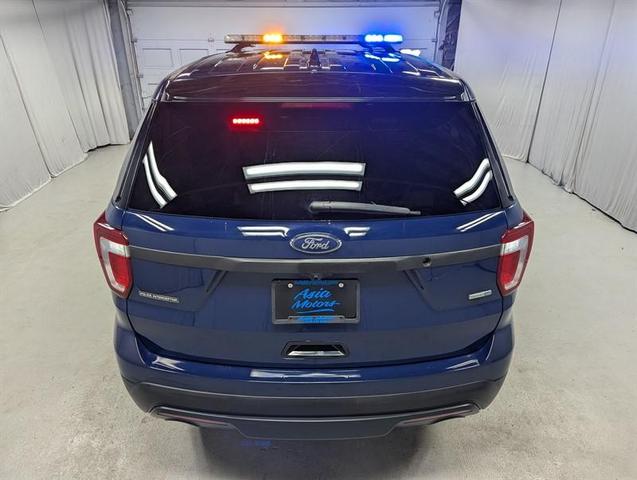 Photo of 2017 Blue Ford Utility Police Interceptor