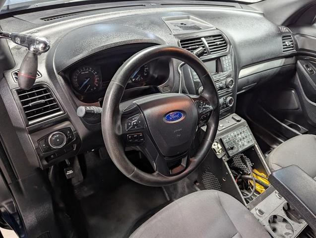 Photo of 2017 Blue Ford Utility Police Interceptor