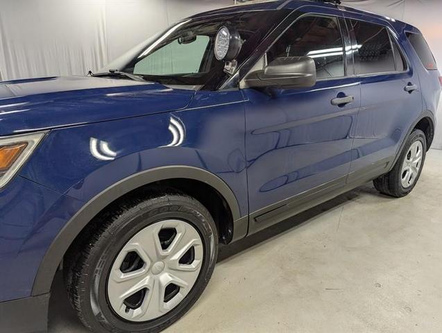 Photo of 2017 Blue Ford Utility Police Interceptor