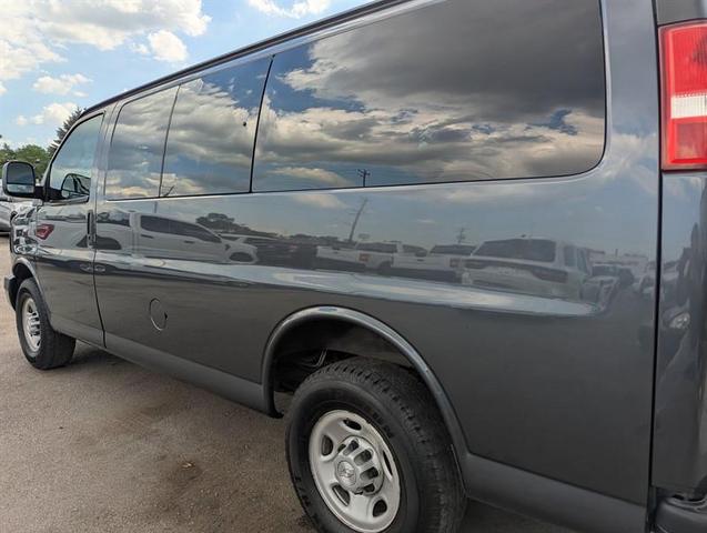 Photo of 2017 Gray Chevrolet Express 2500
