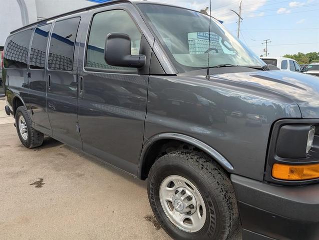 Photo of 2017 Gray Chevrolet Express 2500