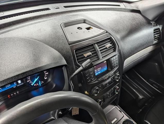 Photo of 2019 White Ford Utility Police Interceptor