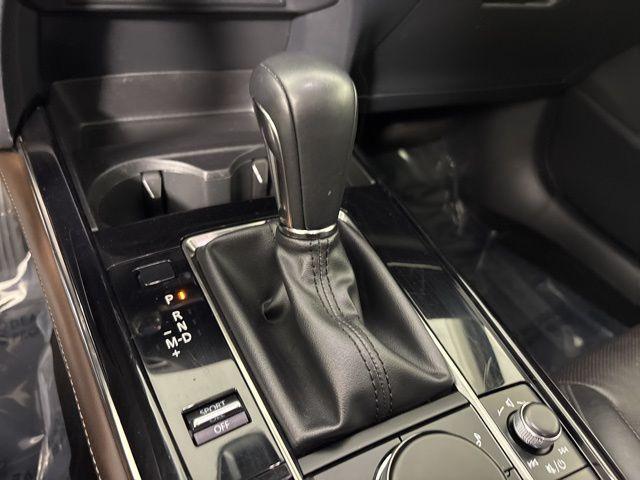 Photo of 2023 Snowflake White Pearl Mazda CX-30