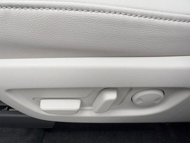 Photo of 2025 Rhodium Mazda CX-90
