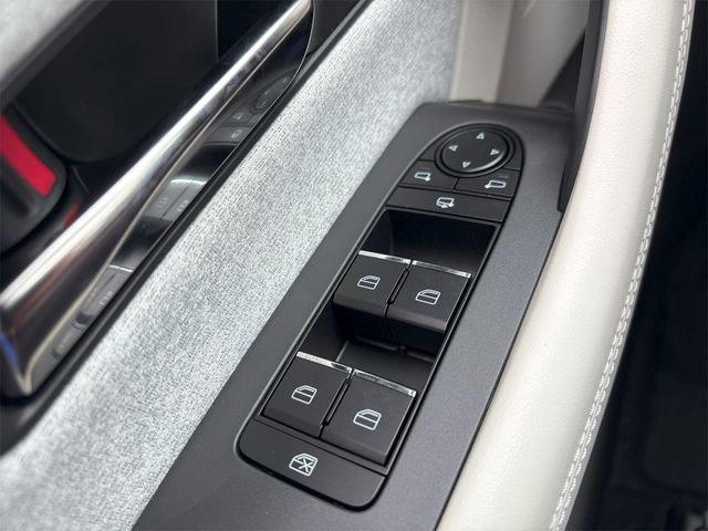 Photo of 2025 Rhodium Mazda CX-90