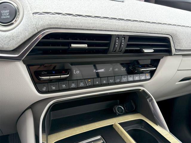 Photo of 2025 Rhodium Mazda CX-90