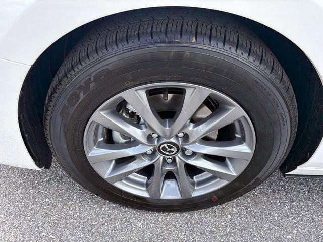 Photo of 2025 Snowflake White Pearl Mazda Mazda3