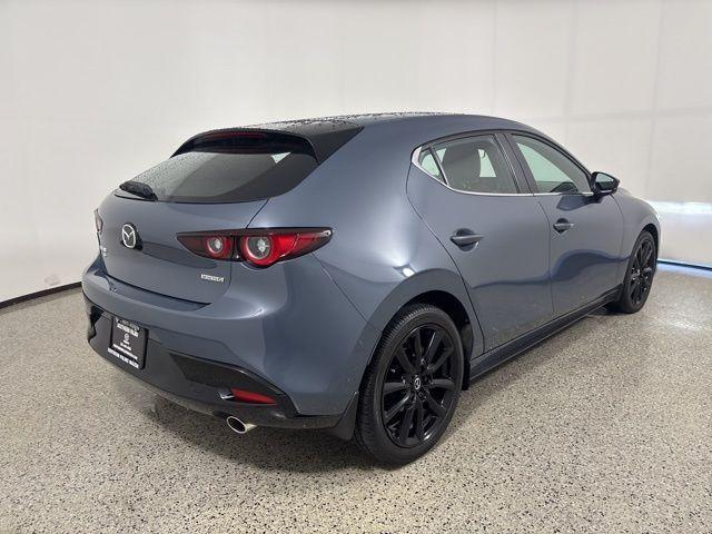 Photo of 2024 Polymetal Gray Metallic Mazda Mazda3