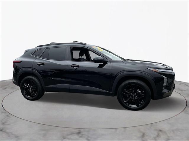 Photo of 2024 Mosaic Black Metallic Chevrolet Trax