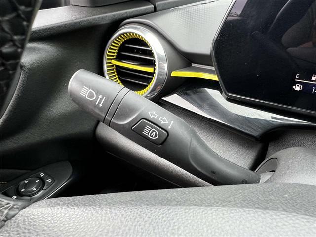 Photo of 2024 Mosaic Black Metallic Chevrolet Trax