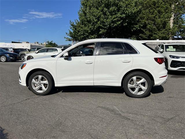 Photo of 2021 White Audi Q3