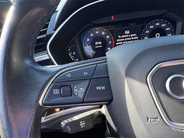 Photo of 2021 White Audi Q3