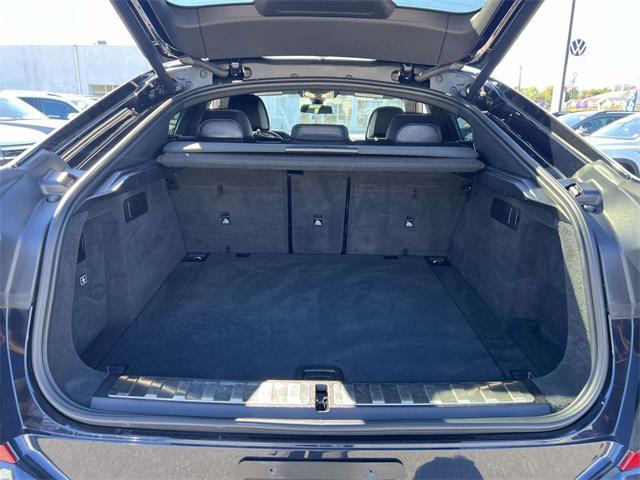 Photo of 2023 Carbon Black Metallic BMW X6