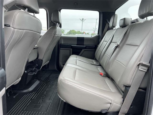 Photo of 2019 Oxford White Ford F-350