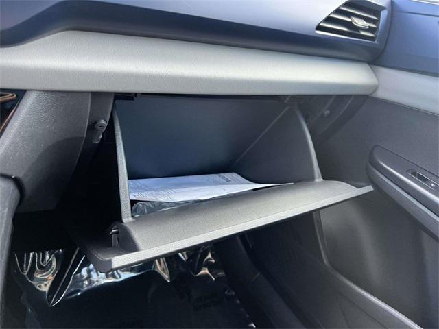 Photo of 2022 Pure White Volkswagen Taos