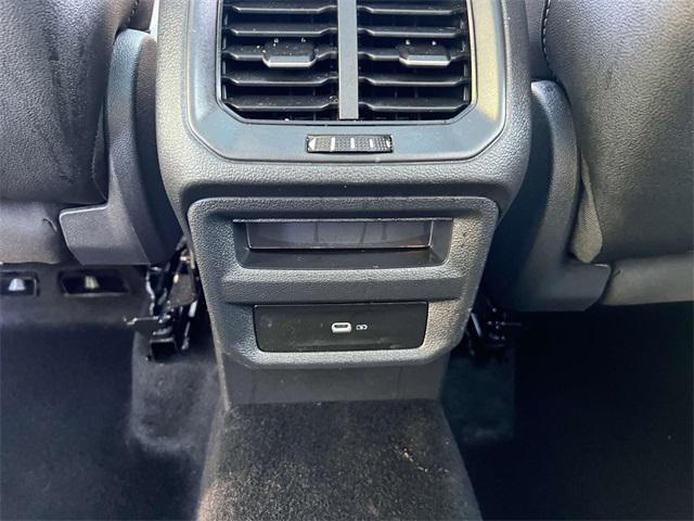 Photo of 2025 Deep Black Volkswagen Taos