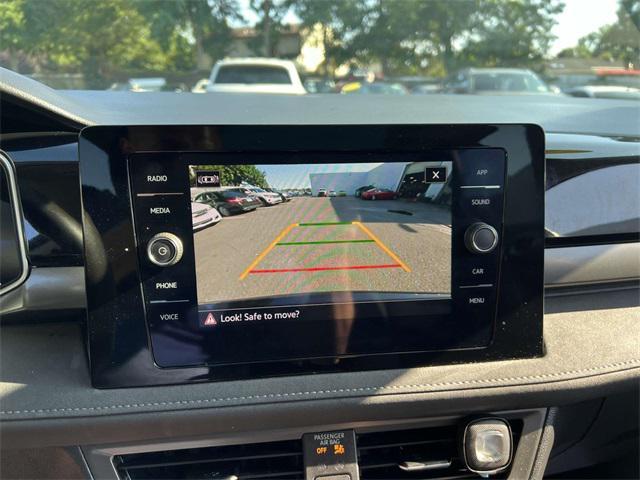 Photo of 2025 Deep Black Volkswagen Taos