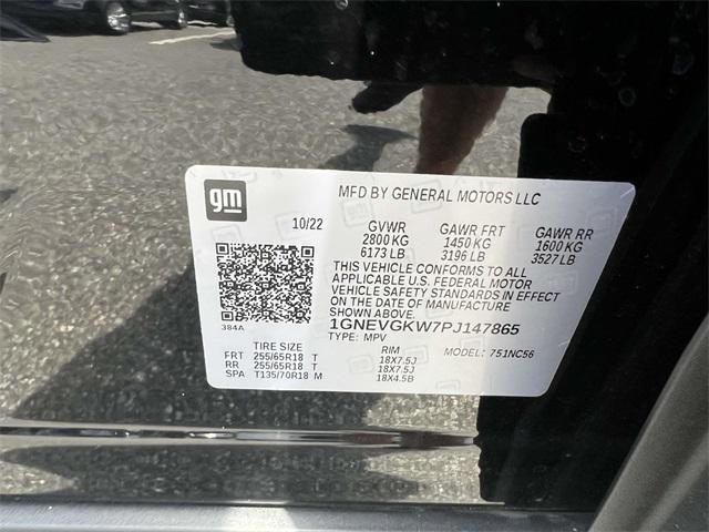 Photo of 2023 Mosaic Black Metallic Chevrolet Traverse