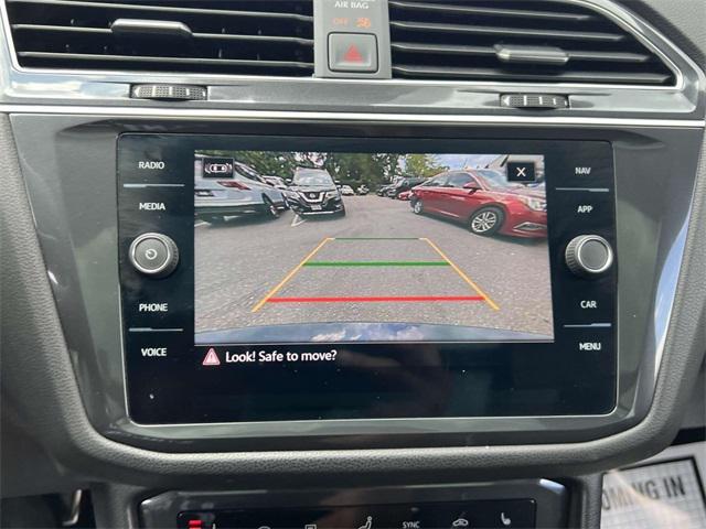 Photo of 2022 Deep Black Pearl Volkswagen Tiguan