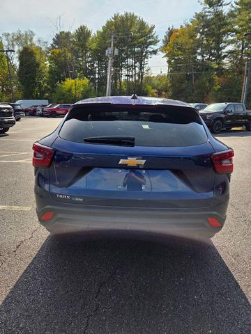 Photo of 2024 Blue Glow Metallic Chevrolet Trax