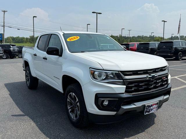 Photo of 2022 Summit White Chevrolet Colorado