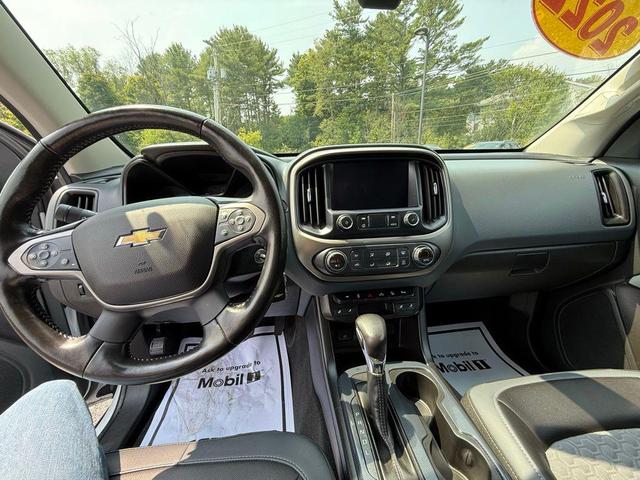 Photo of 2022 Summit White Chevrolet Colorado