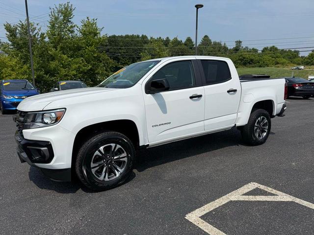 Photo of 2022 Summit White Chevrolet Colorado