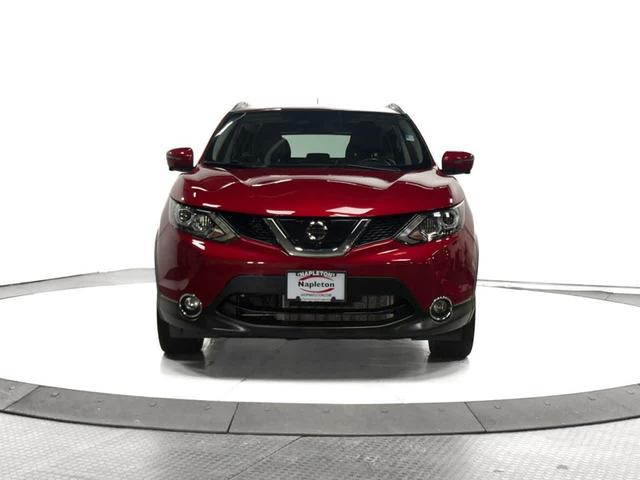 Photo of 2017 Palatial Ruby Nissan Rogue Sport
