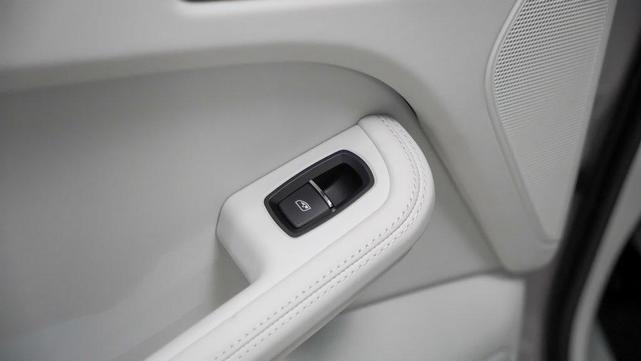Photo of 2022 Chalk Porsche Macan