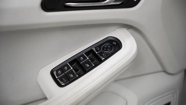 Photo of 2022 Chalk Porsche Macan