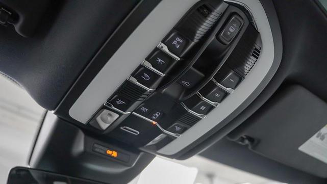 Photo of 2022 Chalk Porsche Macan