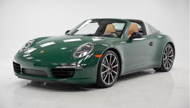 Photo of 2015 Black Porsche 911
