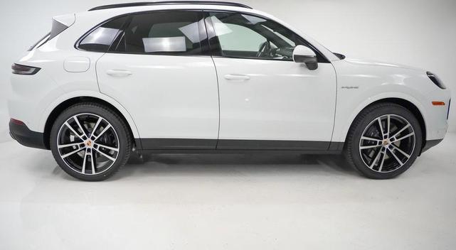Photo of 2026 White Porsche Cayenne